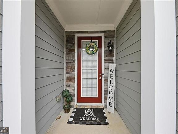 2nd image of 5527 Radford Loop