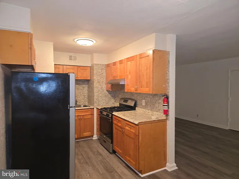 6135 Old York Rd #1/2-1 — Photo 30