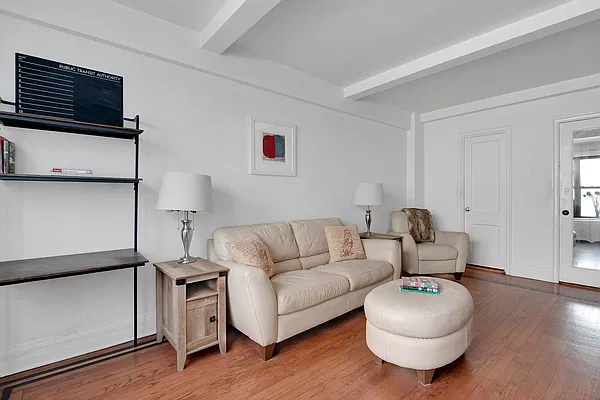 Rented by Compass | media 3