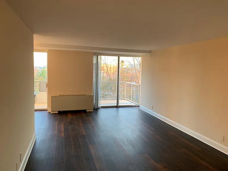 Living room from the entrance