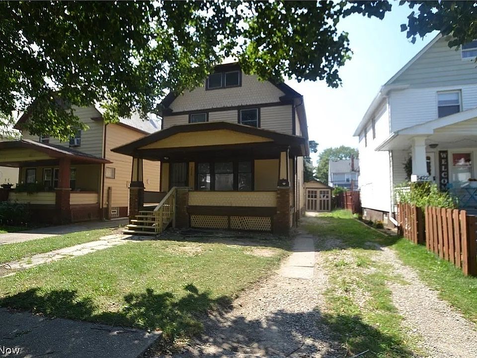 1st image of 3426 W 120th St