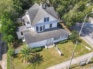 302 S Woodland Blvd, Deland, FL 32720
