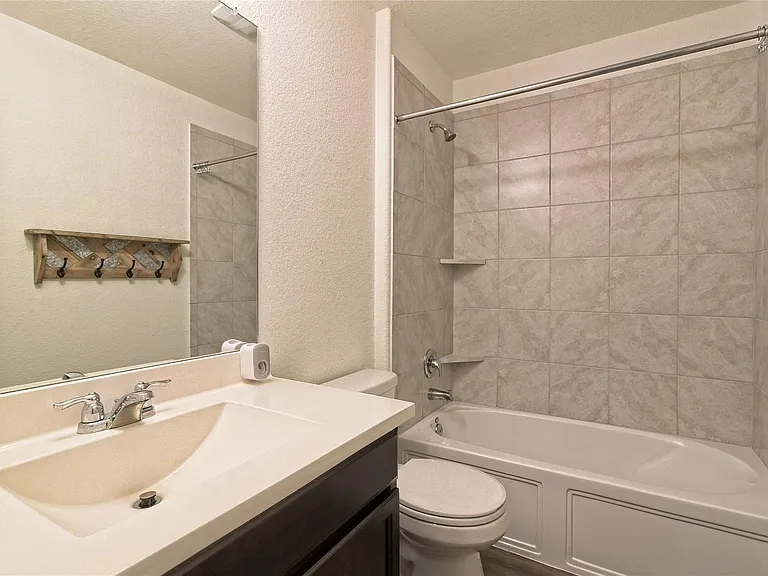 108 Circle Way — Photo 24