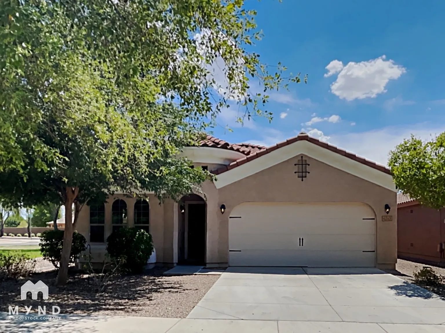 4 bed, 2.0 bath, 1789 sqft, $2,265 — Photo 1