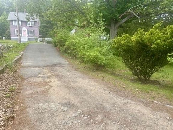 4th image of 76 Summer Ave