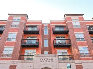 1900 S State St #407, Chicago, IL 60616