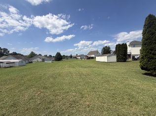 3382 Summerfield Dr, Clarksville, TN 37042