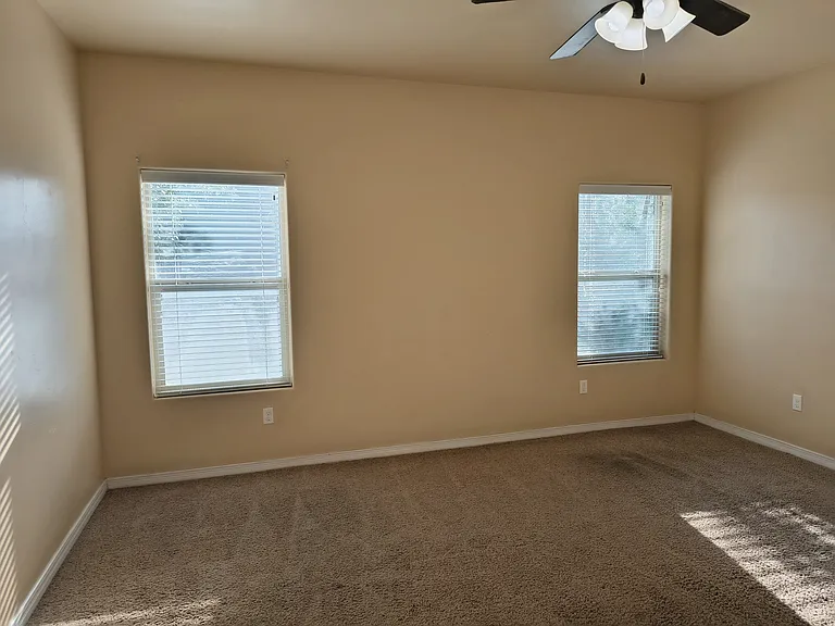 1813 Denise Dr — Photo 8