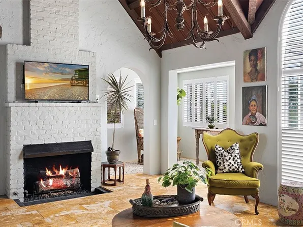 1494 Glenneyre St, Laguna Beach, CA 92651