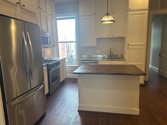 4th image of 1245 Kenyon St NW Floor 1