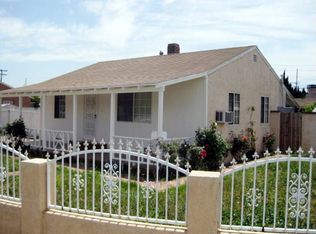 572 E 238th Pl, Carson, CA 90745