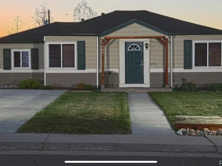 4860 Clay St — Photo 1