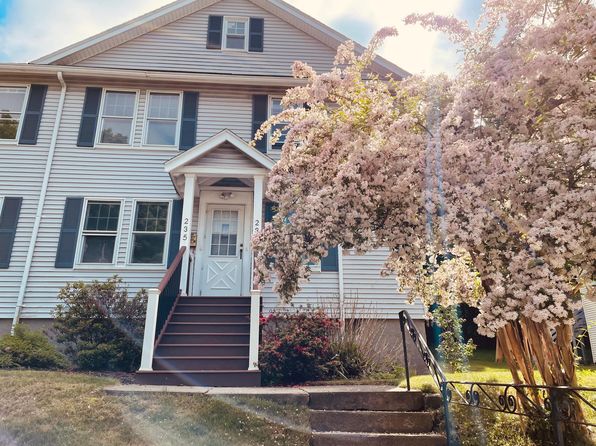 233 Langley Rd