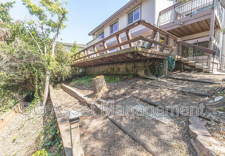 1830 Weir Dr — Photo 37