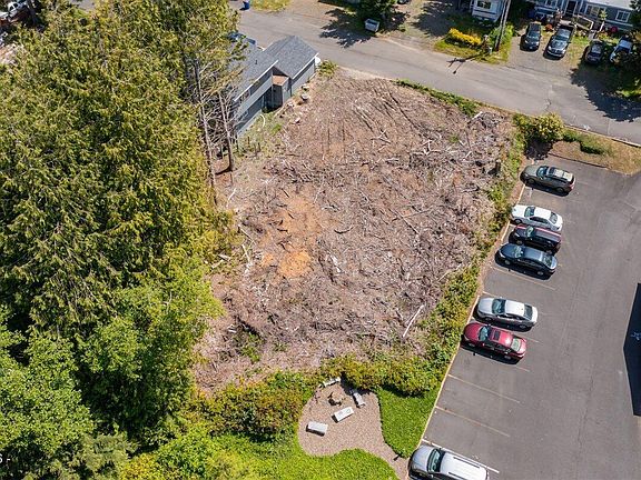 5th image of Tl 201 Se Ainslee Ave