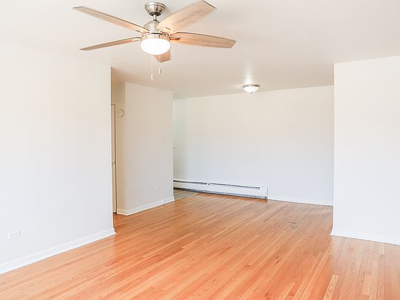 4th image of 6719 N Hermitage Ave APT 4A