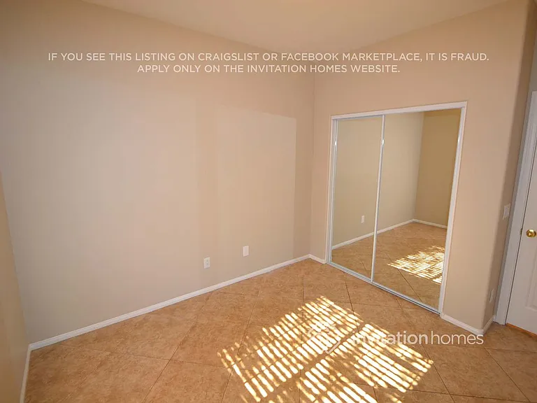1016 Barberton Ct — Photo 9