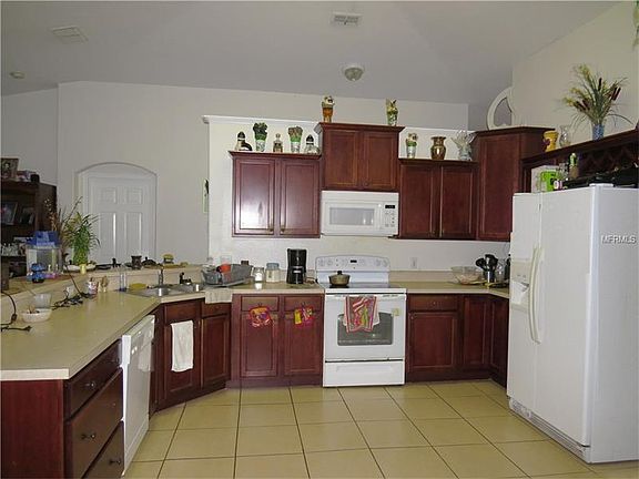 5th image of 709 Bobolink Ct