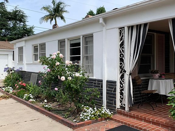 2nd image of 2340 N Heliotrope Dr