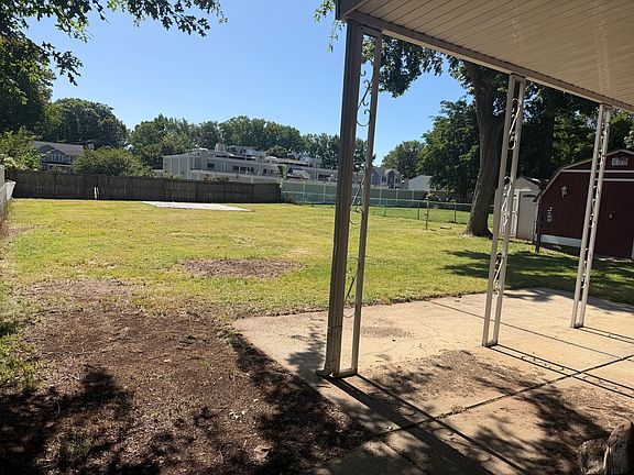 2nd image of 205 Lake Ave