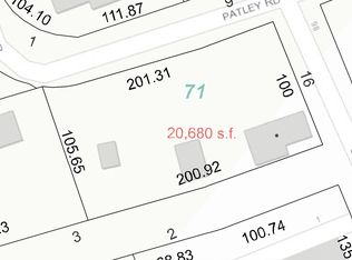 16 Shirley Ave, North Reading, MA 01864