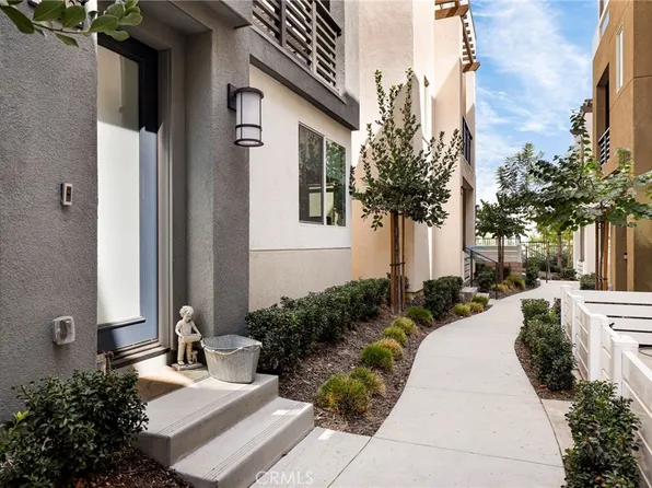 1642 W Saratoga Ln, San Pedro, CA 90732