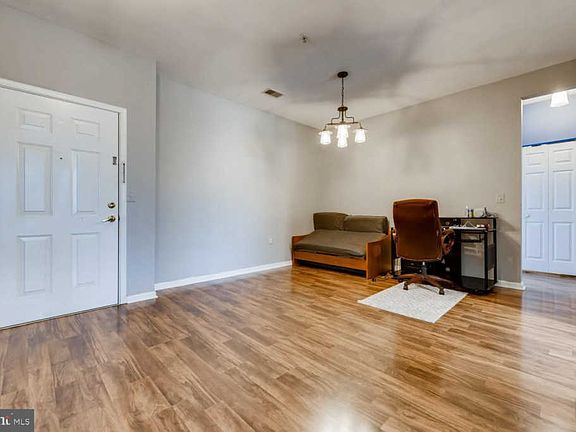 3rd image of 502 King Farm Blvd APT 104