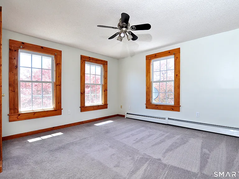 90 Niles Rd — Photo 28