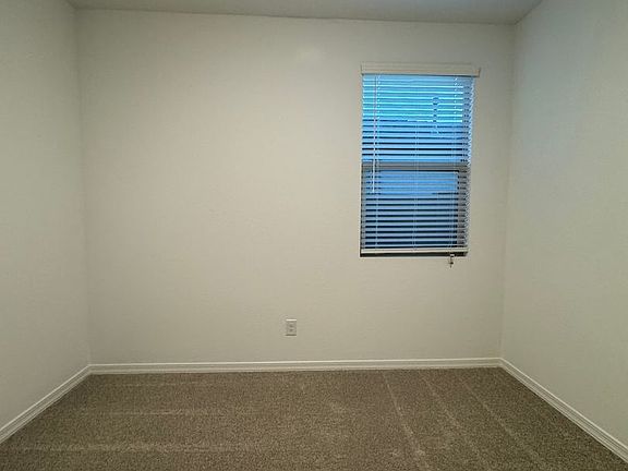 4th image of 25393 N 75th Ln