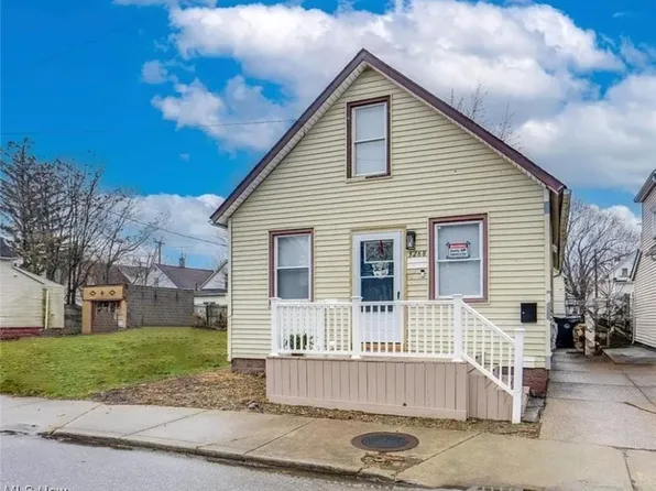 3268 W 34th St, Cleveland, OH 44109