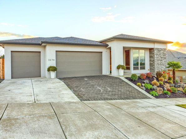 3274 Sky Way, Medford, OR 97504