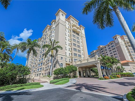 3rd image of 1299 N Tamiami Trl APT 622