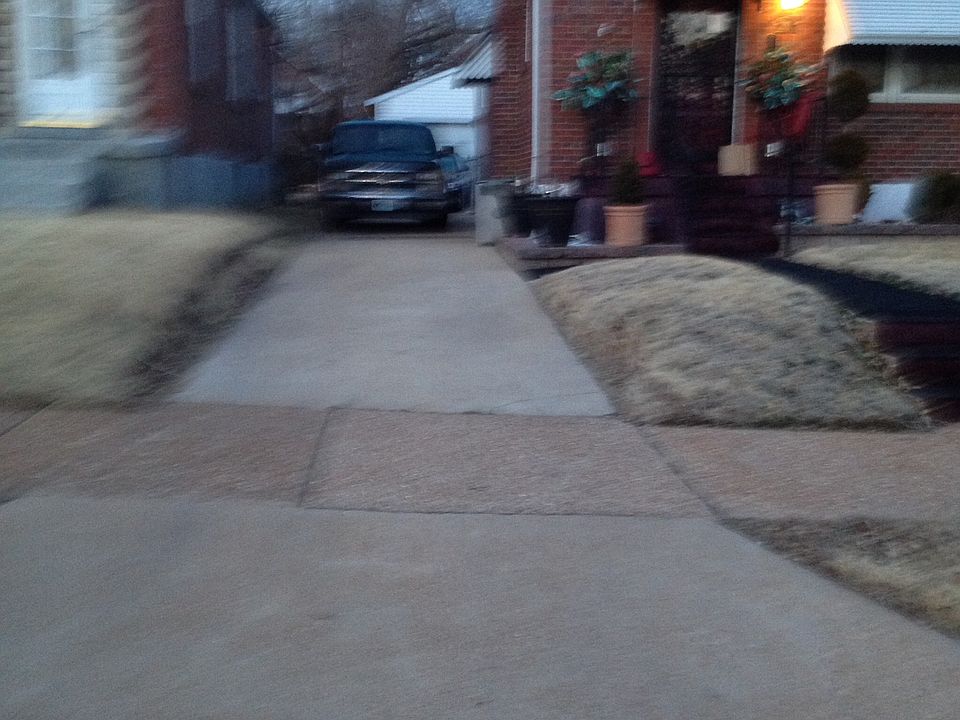 1st image of 1815 Cambridge Ln