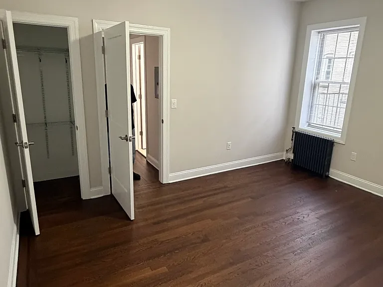 61 Duncan Ave Apartments — Photo 7