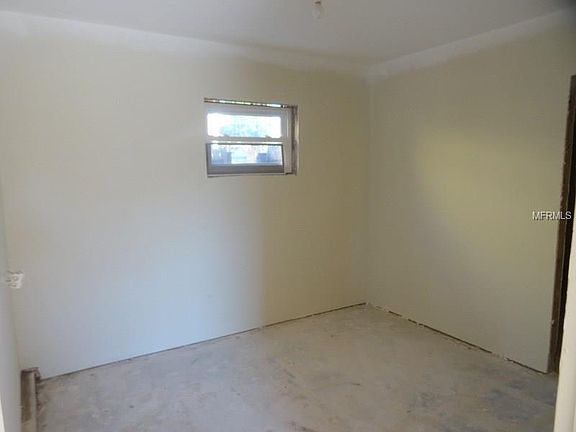 5th image of 10602 Waxberry Ct