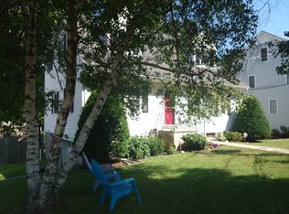 95 Searle Rd, West Roxbury, MA 02132