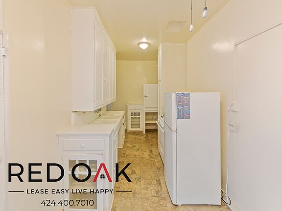 5th image of 665 2/3 S Cochran Ave #405