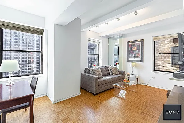 Rented by Bond New York | media 20