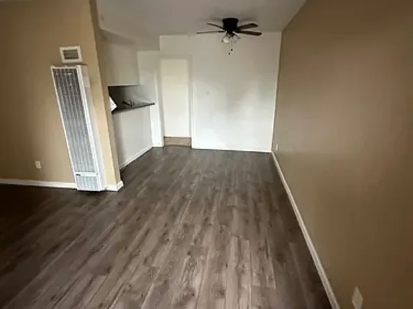 2966 Clarendon Ave #5, Huntington Park, CA 90255