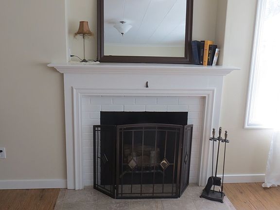 4th image of 1207 NE 45th St