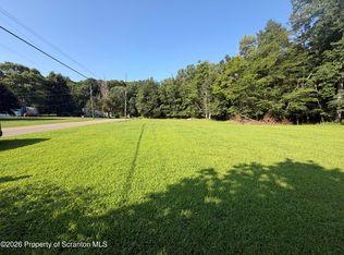 18 Ruckle Hill Rd, Wapwallopen, PA 18660