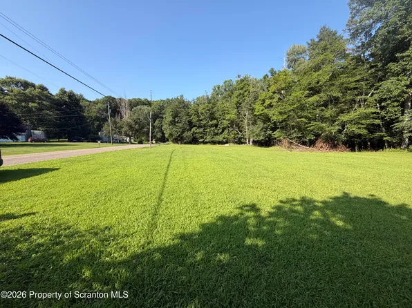 18 Ruckle Hill Rd, Wapwallopen, PA 18660
