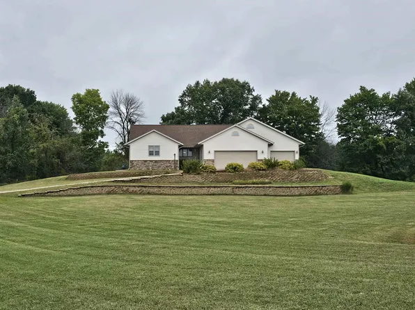 E7078 County Road X, Weyauwega, WI 54983