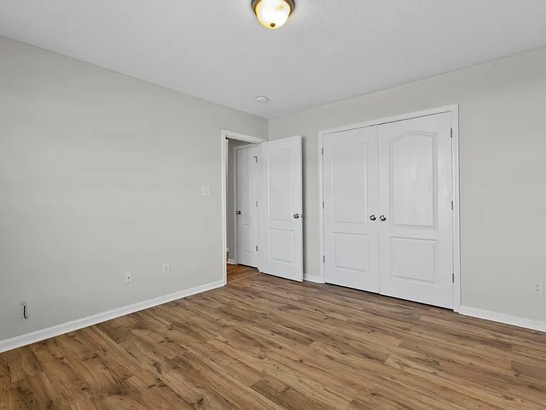 302 Aquamarine Cir — Photo 18