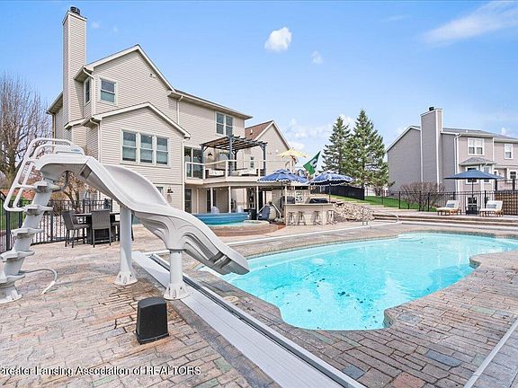 4th image of 3407 Hidden Ridge Dr