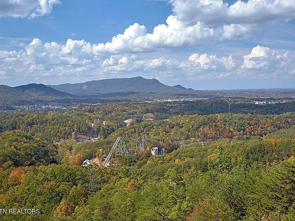1st image of Breezey Ridge Dr