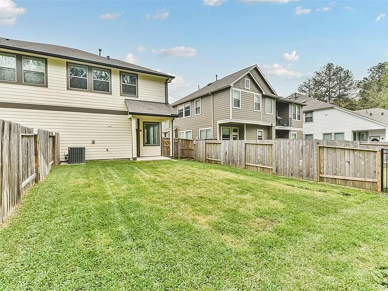 227 S Spotted Fern Dr — Photo 28