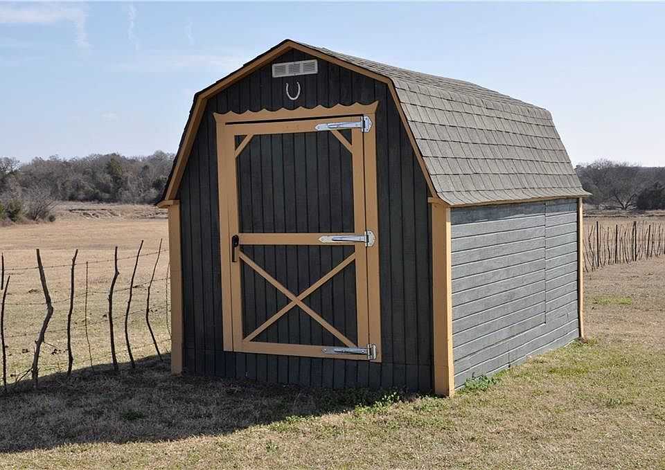 2nd image of 2108 County Road 801b