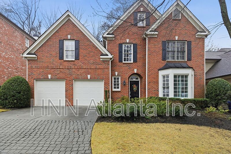 1st image of 3194 Windsor Lake Dr NE
