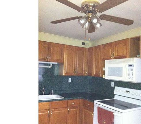 5th image of 35 Bullard Ct #35